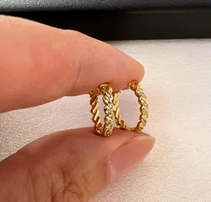 14mm Small Gold Hoop Earrings for Women thumbnail 4