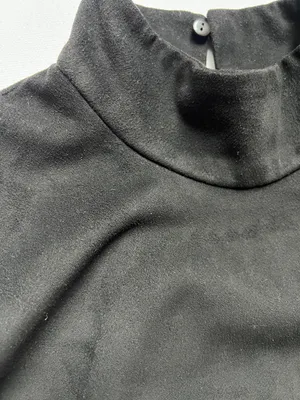 GUESS Women’s High Neck Cropped Sleeveless Suede Top - Size S thumbnail 3