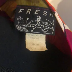 Fresh sz Medium lady’s multi color top thumbnail 3