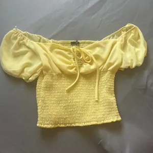 Love Tree Butter yellow blouse thumbnail 1