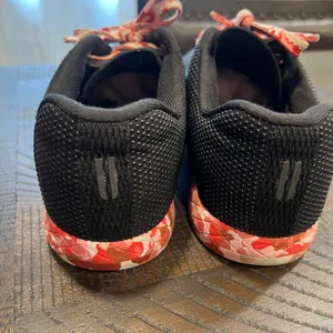 Nobull unisex running shoes in black and camo pink 8 women 6.5 men thumbnail 5