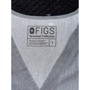 FIGS‎ Women's Technical Collection Scrub Top Gray Short Sleeve V Neck Sz Small thumbnail 4