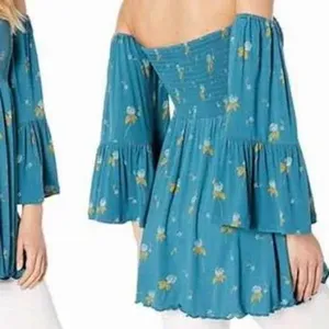 Free People Top Size S Blue Smocked Off-The-Shoulder Floral Bell Sleeve Boho‎ thumbnail 6