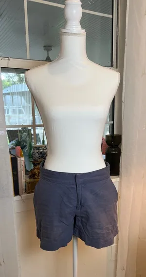 Banana Republic Navy Blue Women's Casual linen blend shorts size 8. thumbnail 1