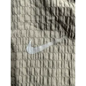 Nike‎ Women XXL Dri Fit Grey Athletic Shorts Elastic Adjustable Waistline Lined thumbnail 6