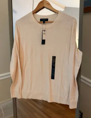 Banana Republic Beige Forever Sweater Large thumbnail 1