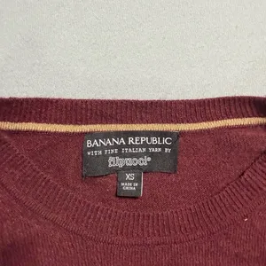 Italian yarn filpucci Banana-republic Women's Burgundy sweater wool cashmere thumbnail 3