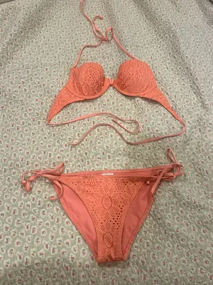 H&M Coral Crochet Tie-Side Bikini Set thumbnail 1