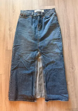 GAP Indigo Denim Maxi Skirt with Front Slit thumbnail 1