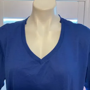 Elegant Royal Blue V-Neck Long Sleeve Top thumbnail 3