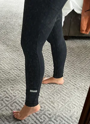 Lululemon Black Leggings With Pockets thumbnail 5