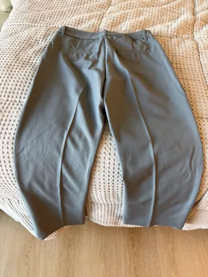 Banana Republic Slacks thumbnail 2