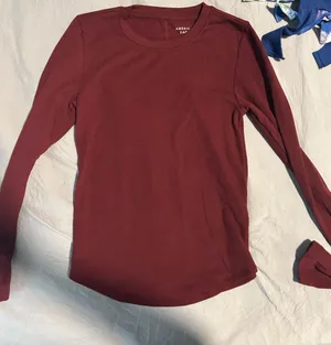 American Eagle Outfitters Soft Long Sleeve thumbnail 1
