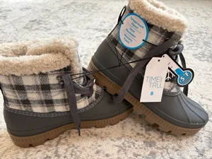 Boots Time & Tru thumbnail 1