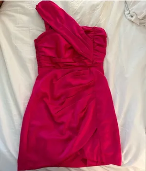 Vestique Pink One Shoulder Formal Dress thumbnail 3