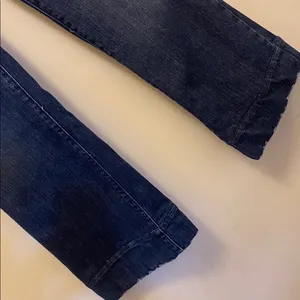 Lucky Brand Dark Blue Flare Jeans size 4 thumbnail 3