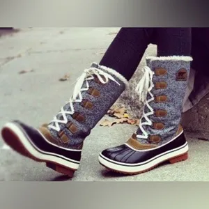 NWOB!! Sorel Women's Tivoli High Winter Boots Size 6 thumbnail 2