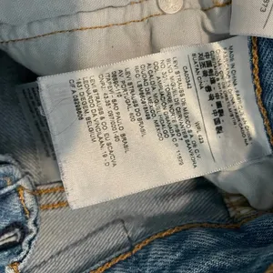 Levi's 501 25 button fly jean shorts distressed cut offs SH2 3569 thumbnail 9