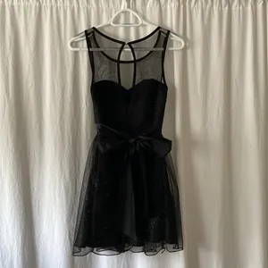 NWT - 3 - - formal /homecoming /Christmas / Wedding dress thumbnail 3