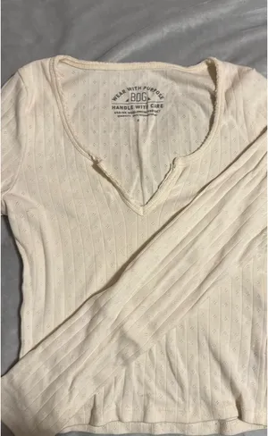 Urban Outfitters Top thumbnail 1
