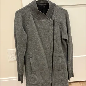Lululemon Back To It Zip Up Size Small thumbnail 2