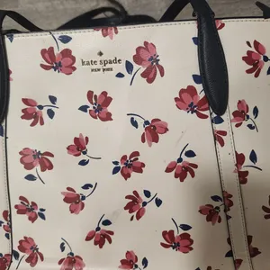 Kate Spade Cara Garden Toss Shoulder Bag thumbnail 3