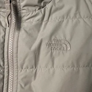 The North Face reversible women’s sherpa vest cream thumbnail 2