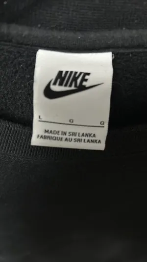 Crew Neck thumbnail 4