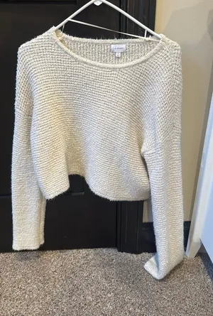 PacSun Sweater LA Hearts Cropped thumbnail 1