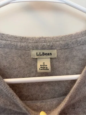 L.L. Bean Women’s Light Gray Cashmere Crewneck Sweater thumbnail 3
