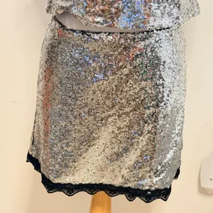 No Boundaries Sequin Cropped Skirt Set Sz L Silver Black Lace Trim Party Glam thumbnail 5