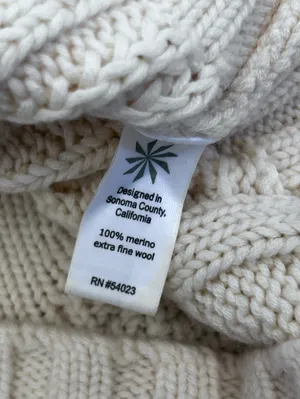 Athleta 100% Extra Fine Merino Wool Cream Chunky Turtle Neck Sweater Size Small thumbnail 5