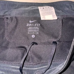 Nike Dri-Fit Womens Small S Running Crop‎ Leggings Black Athletic Activewear thumbnail 6