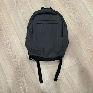 Case Logic Era 15.6" Laptop Backpack Gray thumbnail 2