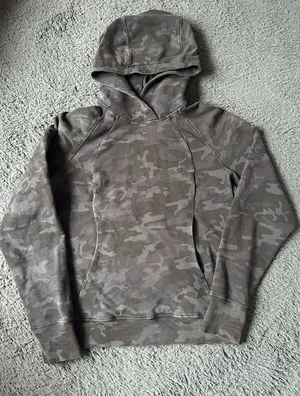Lululemon Scuba Pullover Hoodie size 6 Camo Faded Gray thumbnail 1