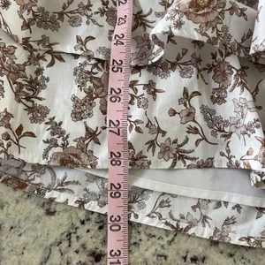 Francesca's Floral Romper Womens Medium White Brown Cottagecore Tiered‎ Ruffle thumbnail 9
