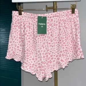 Halara NWT Mid-Rise Leopard Print Lounge Shorts – Pink | Ruffle Hem | M thumbnail 8