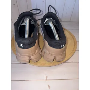 Womens On Cloudflyer Shoes 7 Glacier Rosebrown Running Sneakers On Cloud thumbnail 7