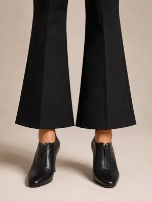 Vintage Martinez Valero Black Leather Front Zip Pumps Heels Spain 80s 90s7.5 B thumbnail 1