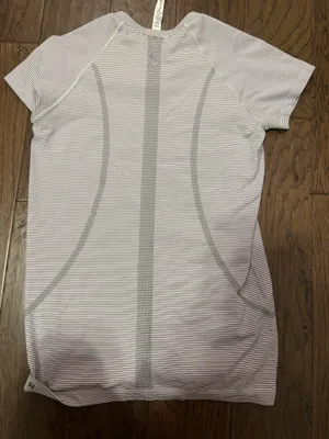 Lululemon Swiftly Short Sleeve thumbnail 2