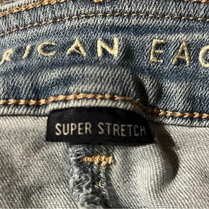 American Eagle Super Stretch High Rise Button Denim Skirt Size‎ 6 Cotton 90’s thumbnail 4