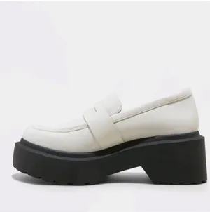 NWT! Wild Fable Women’s Slip-On Loafer Platform Leather Memory Foam Insole Sz 6 thumbnail 2