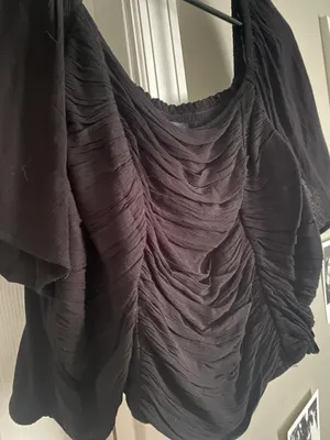 Black Cropped Formal Top thumbnail 2