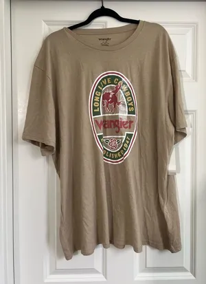 Wrangler Tan Graphic Logo T-Shirt thumbnail 1