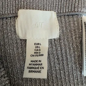 H&M Silver Metallic Ribbed Knit Midi Skirt L Stretch Pull On Party Holiday Rave thumbnail 3
