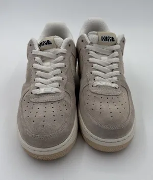 Nike Air Force 1 '07 SE Suede Phantom/Sand Drift Size 10 Women's DQ7583-001 thumbnail 1
