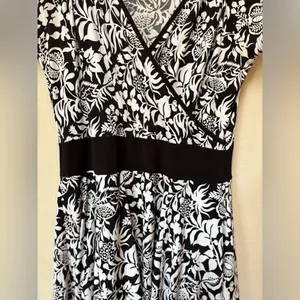 Vintage Y2K Dark Floral Dress M Witchy Romantic Fit Flare Black White thumbnail 5