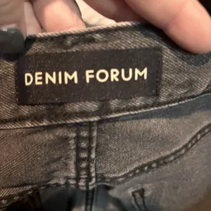 Denim Forum Aritzia Jean‎ Maxi Skirt Black 90s Y2K Utility Raw Hem Size 25 thumbnail 4
