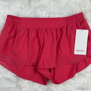 Lululemon Hotty Hot Low Rise Lined Shorts 2.5" Glaze Pink Size 14 thumbnail 4