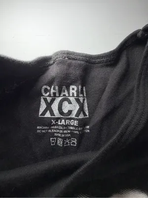 Charli XCX Black 'brat' Graphic Crop Top Size undefined thumbnail 2